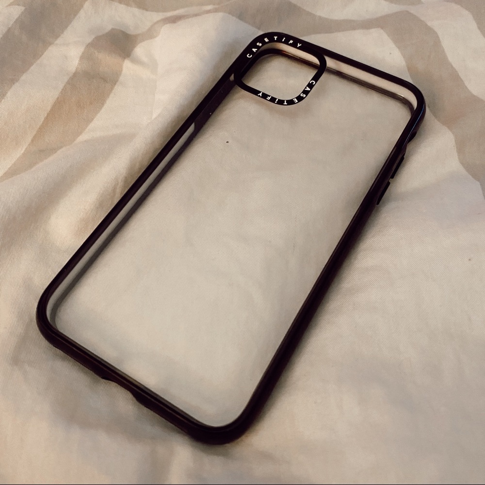 Casetify black pumper clear case